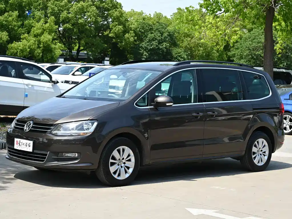 Volkswagen Xia 2016 280TSI 7 мест
