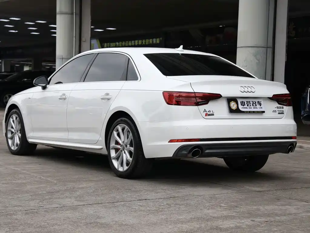 Audi A4L — миниатюра 16