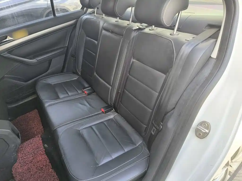Volkswagen Lavida — миниатюра 13