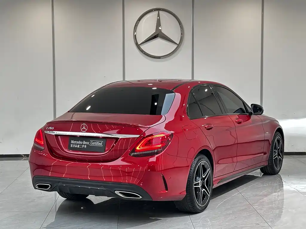 Mercedes-Benz C-Class — миниатюра 5