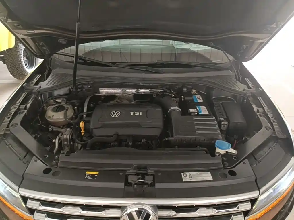 Volkswagen Tiguan L — миниатюра 20