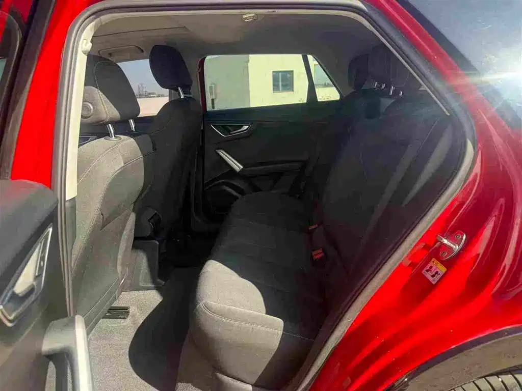 Audi Q2L — миниатюра 6