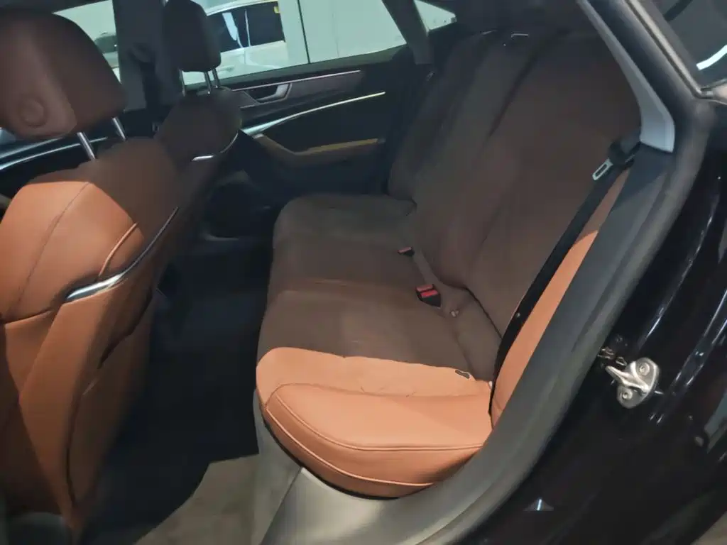 Audi A7L — миниатюра 17