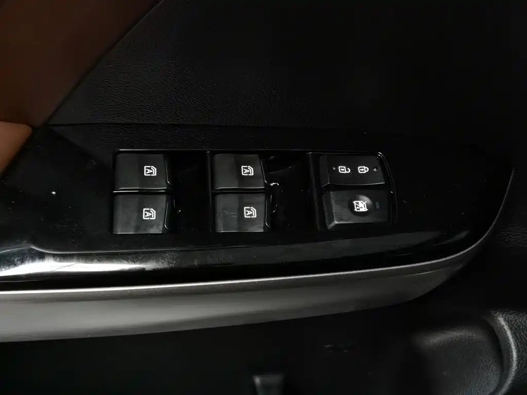 GAC Motor Trumpchi GS8 — миниатюра 9