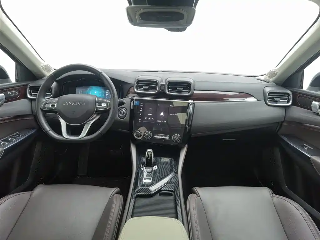 Lynk & Co 02 2019 2.0T AT Pro VI