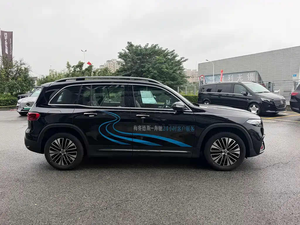 Mercedes-Benz EQB — миниатюра 23