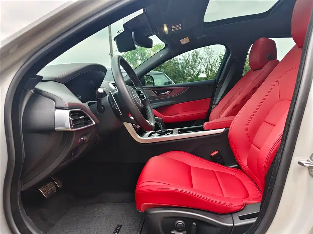 Jaguar XEL — миниатюра 8