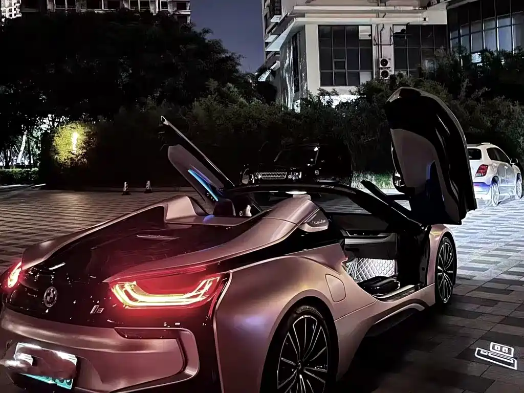 BMW I8
