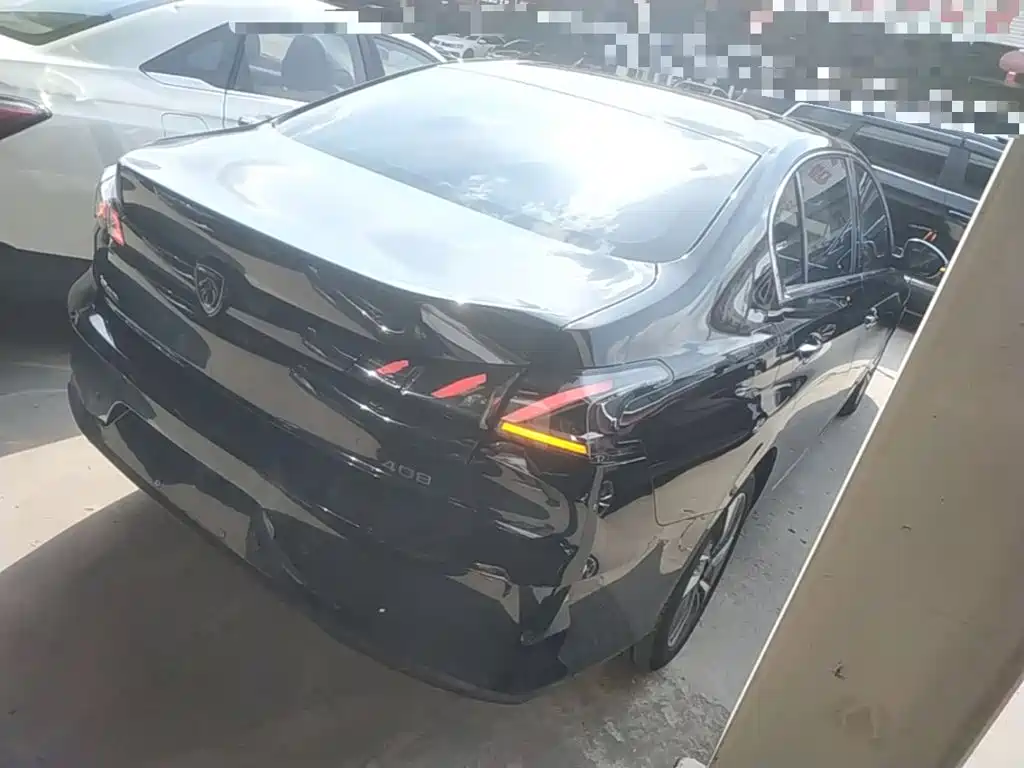 Peugeot 408 — миниатюра 7
