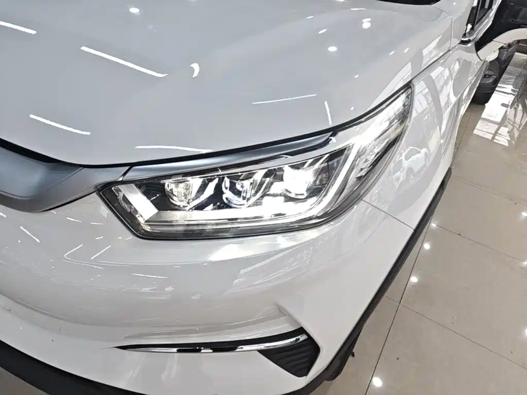 BYD Yuan Pro — миниатюра 24