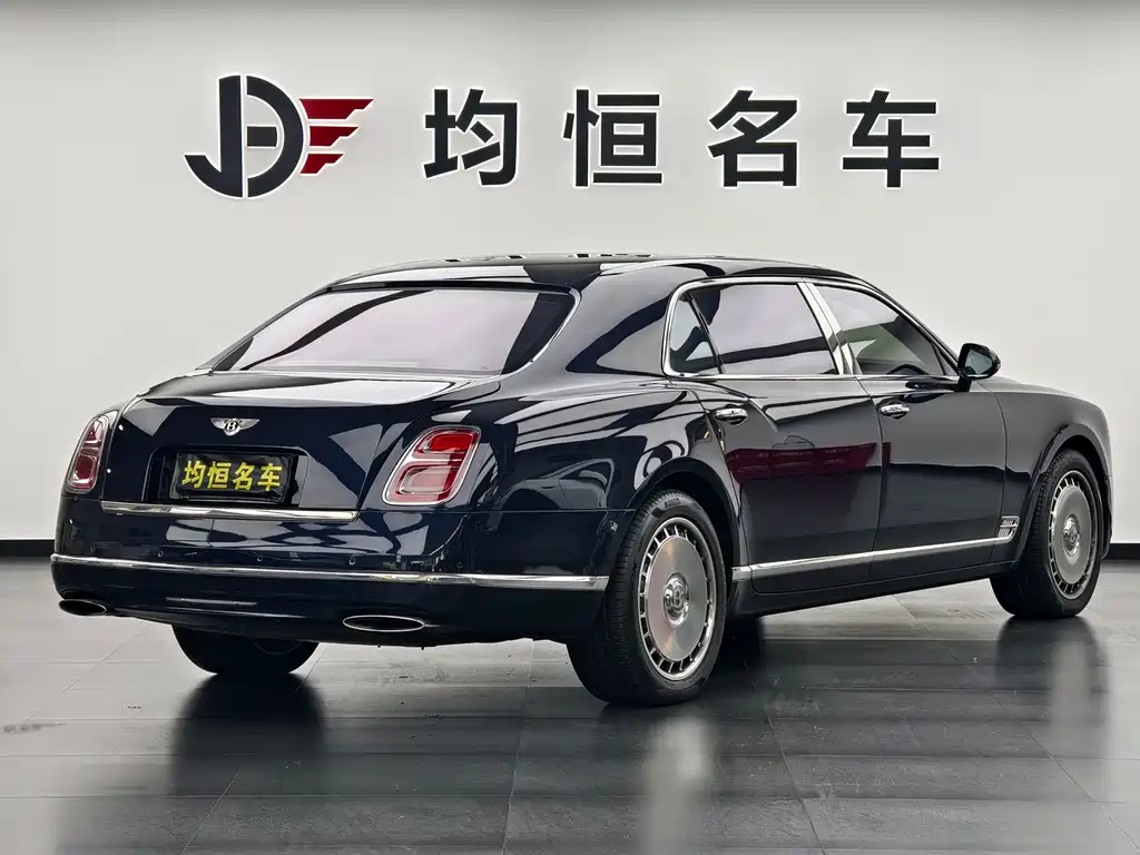 Bentley Mulsanne - фото 4