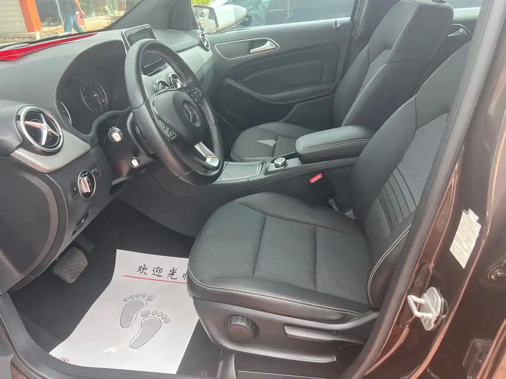 Mercedes-Benz B-Class — миниатюра 7