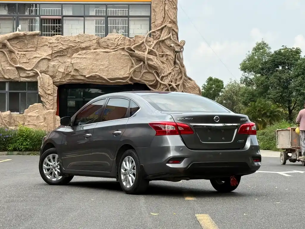 Nissan Sylphy — миниатюра 3