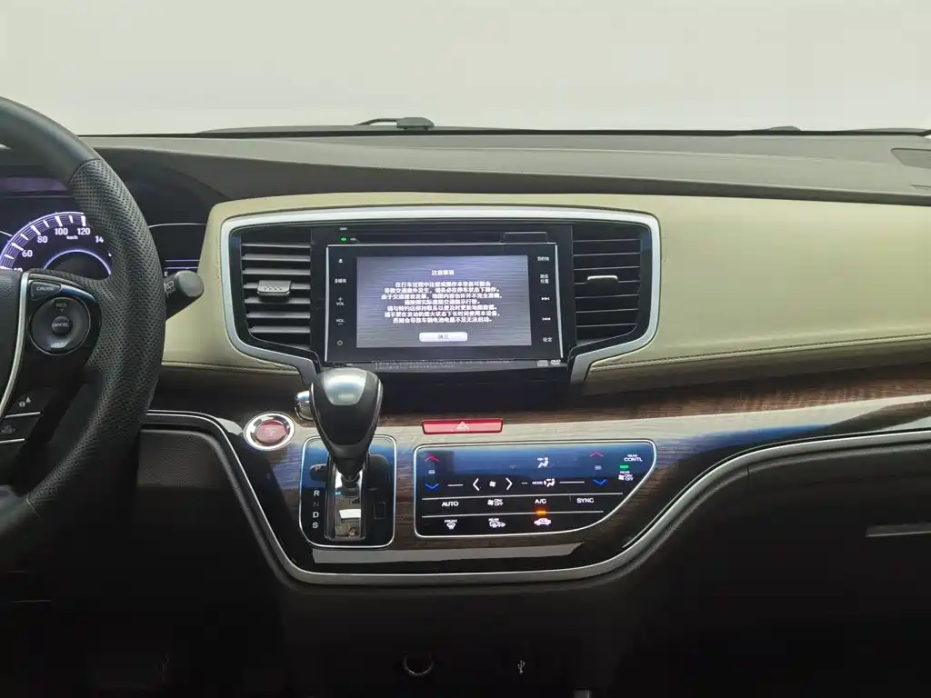 Honda Odyssey — миниатюра 12