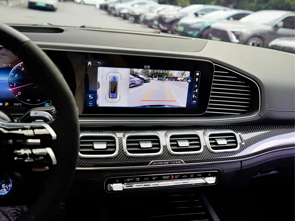 Mercedes-Benz GLS AMG — миниатюра 11