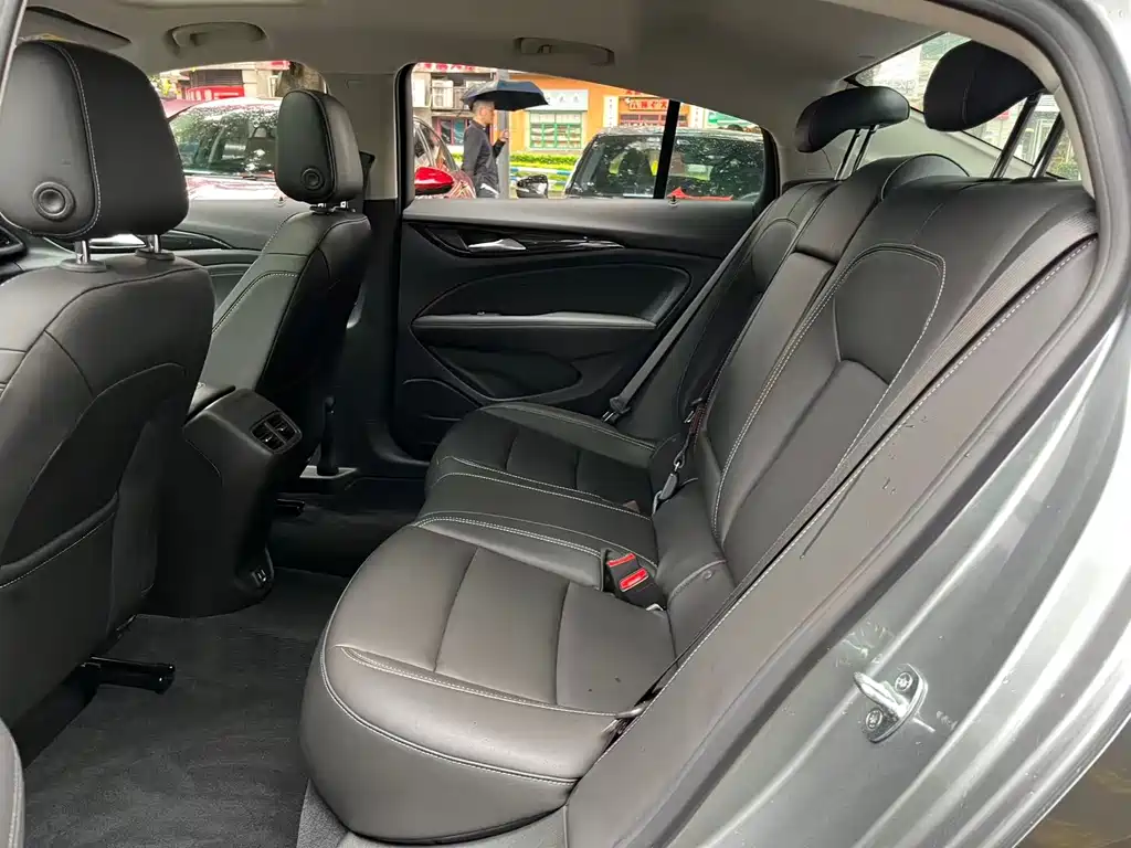 Buick Regal 2024 25T