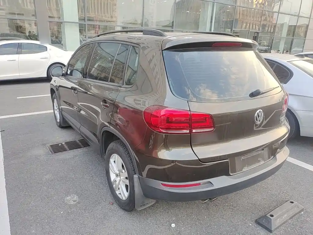 Volkswagen Tiguan — миниатюра 5