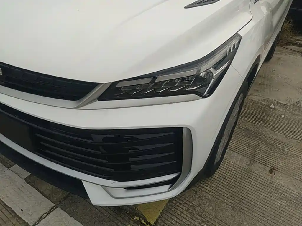 Geely Binyue — миниатюра 24