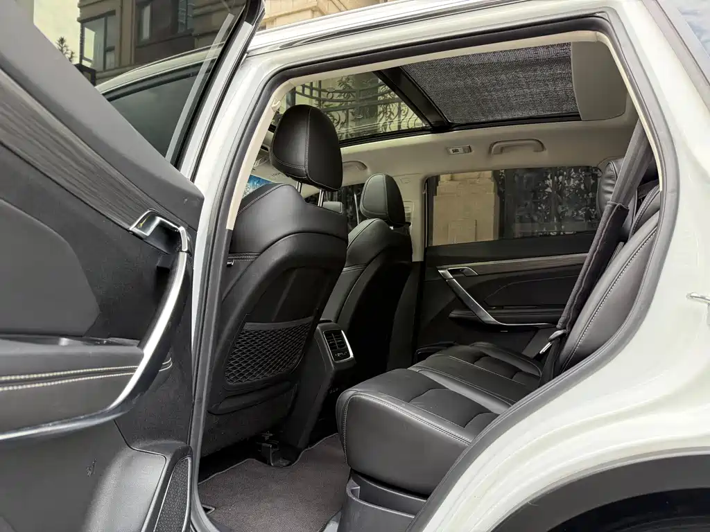 GEELY AUTOMOBILE BOYUE