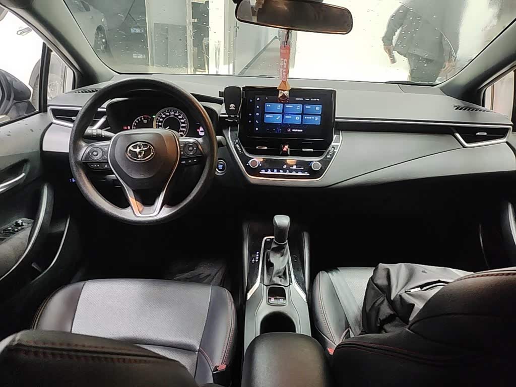Toyota Levin 1.2 л 2022 г. Белый, пробег 36500 км