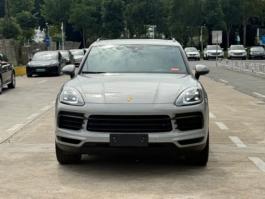 Porsche Cayenne — миниатюра 2