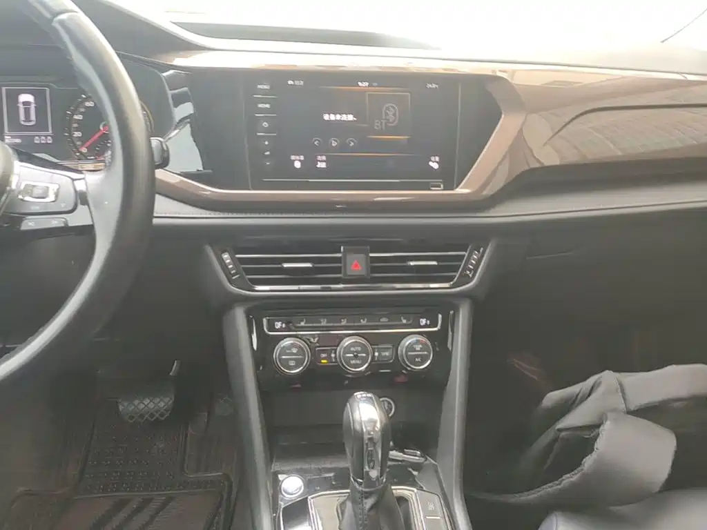 Volkswagen Tharu — миниатюра 13