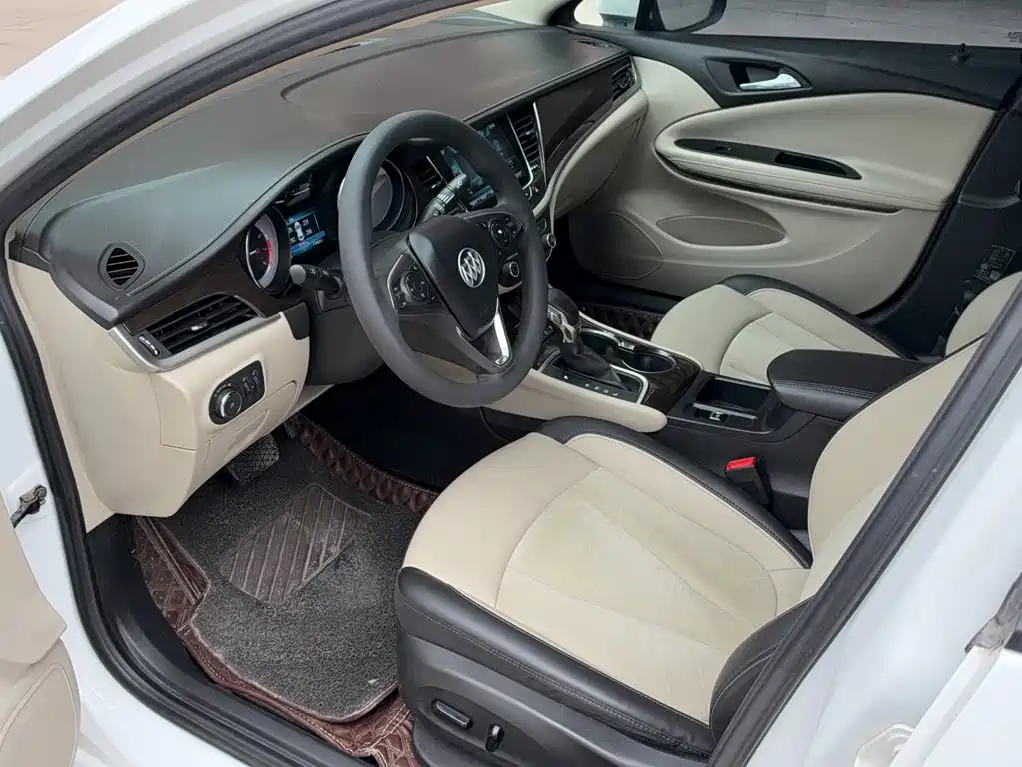 Buick Verano — миниатюра 10