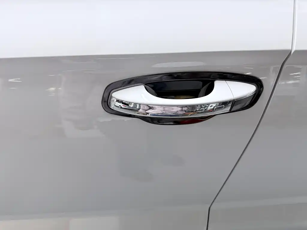Volkswagen Tharu — миниатюра 7