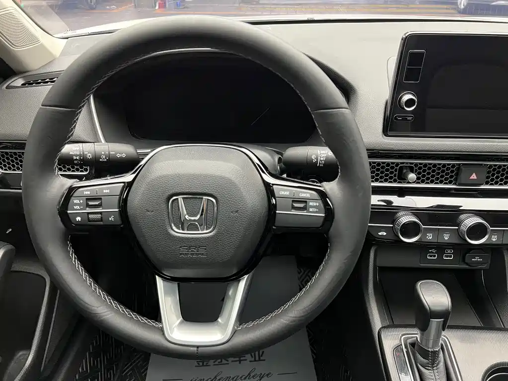 Honda Civic — миниатюра 10