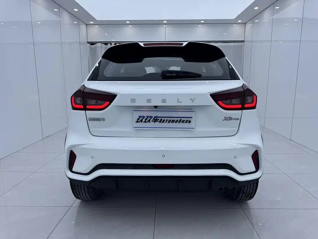 Geely Vision X3 — миниатюра 5