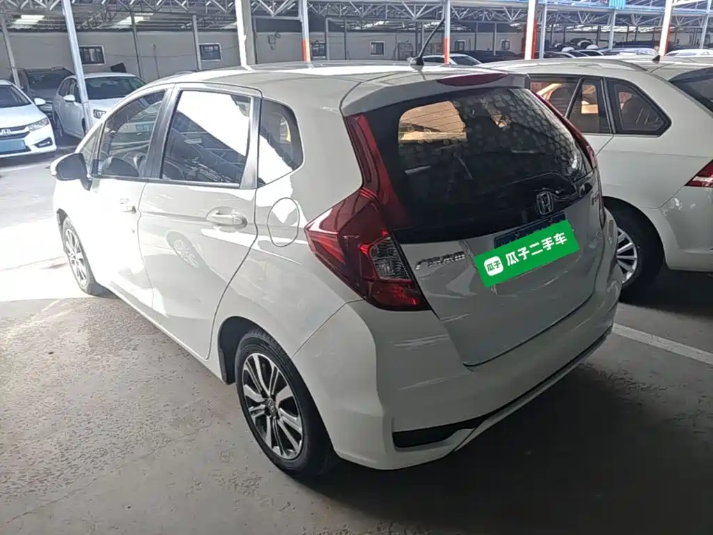 Honda Fit — миниатюра 5