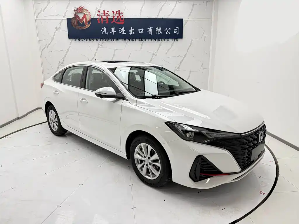 Changan Eado — миниатюра 2