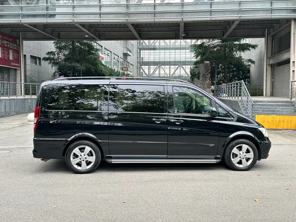 Mercedes-Benz Viano — миниатюра 8