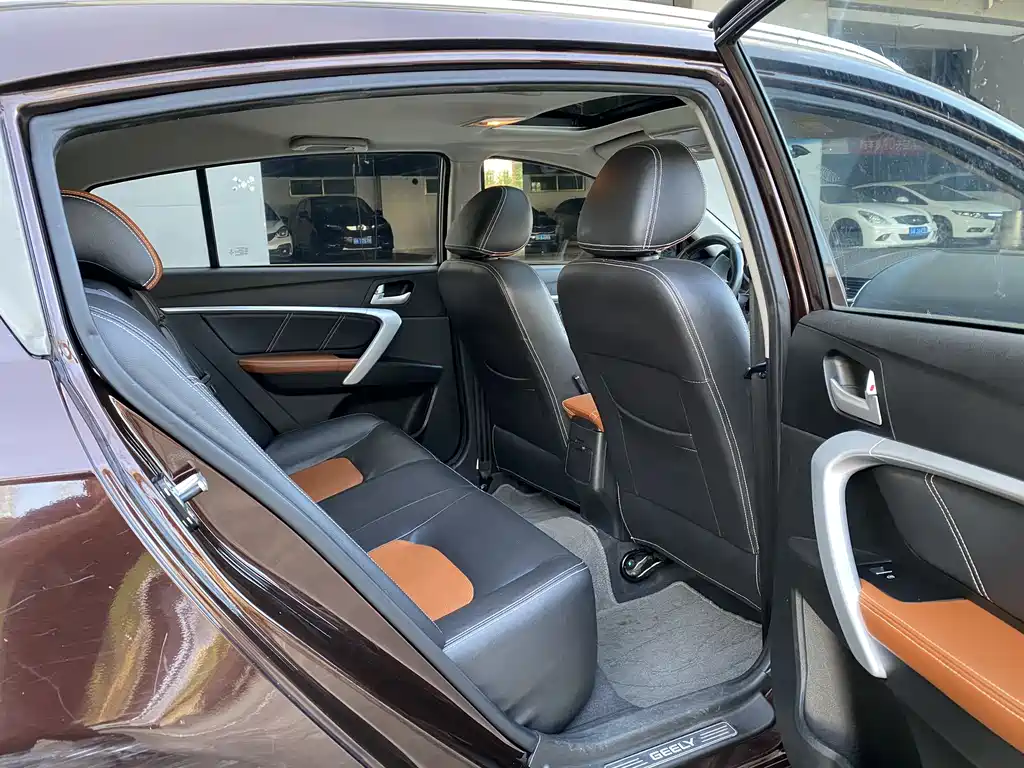 Geely Emgrand 2015 RS 1.5L CVT