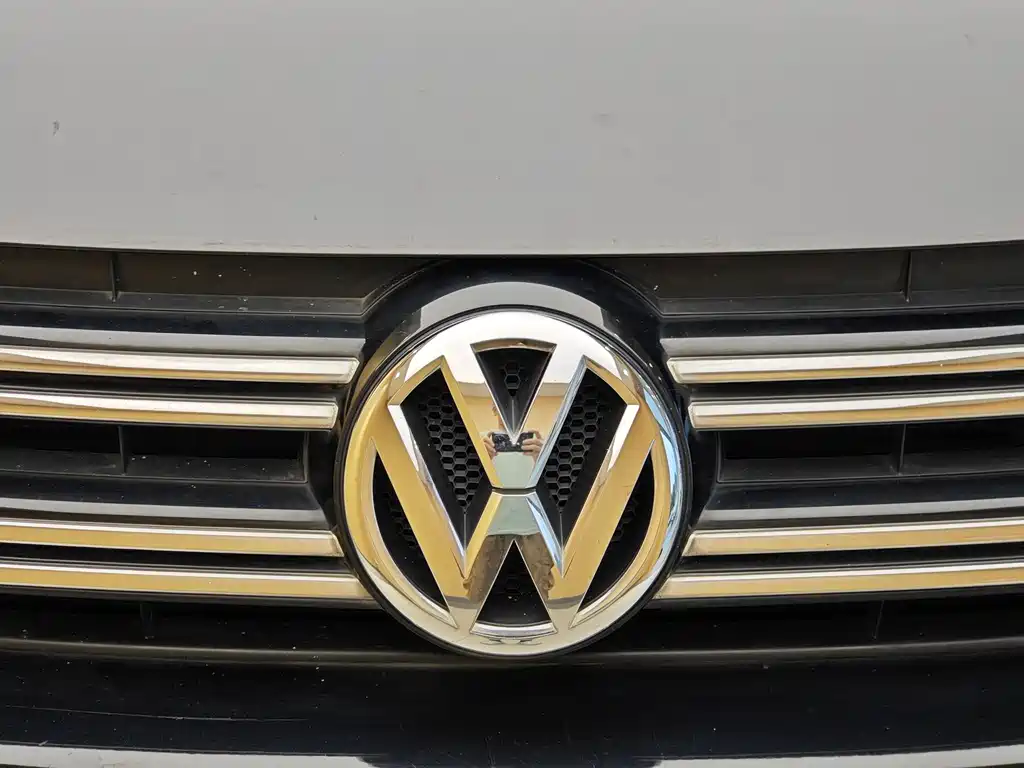 Volkswagen Tiguan 2015 1.8TSI AT Comfort