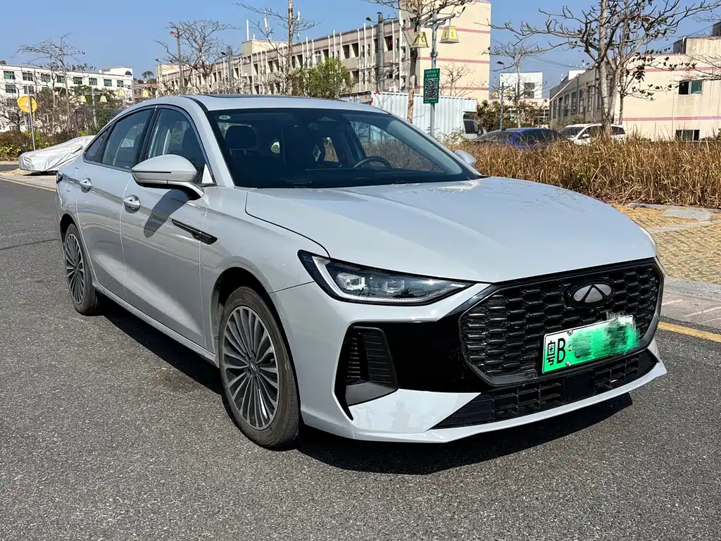 CHERY FENGYUN A8L