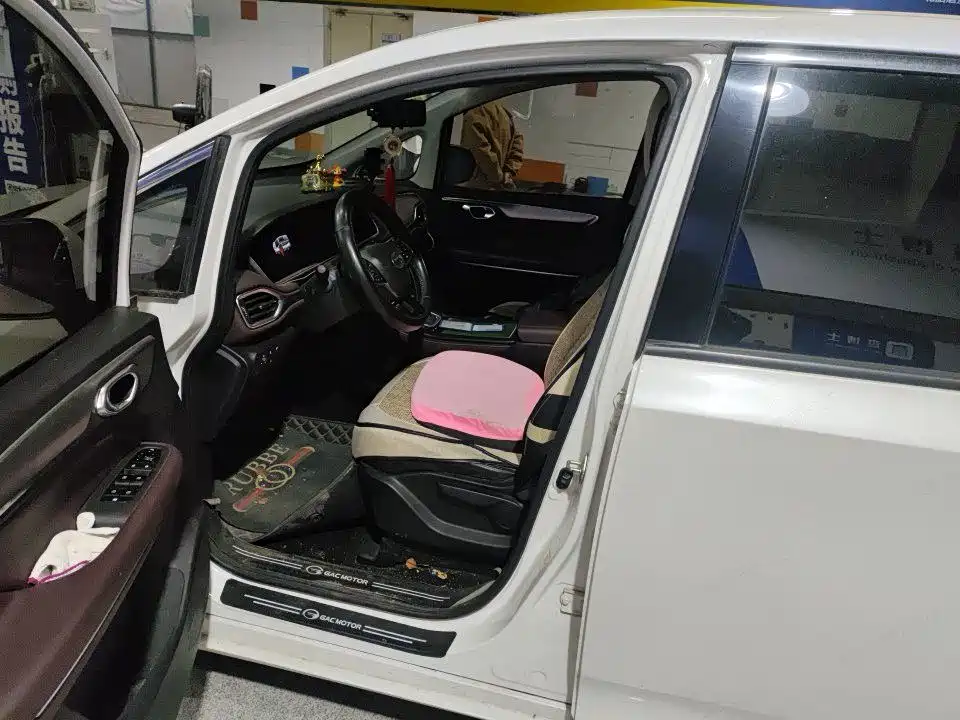 GAC Motor Trumpchi M6 — миниатюра 4