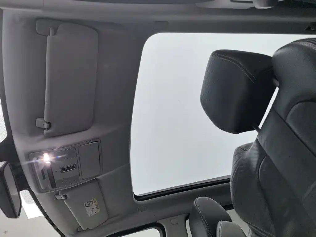 Land Rover Evoque (Import) — миниатюра 14