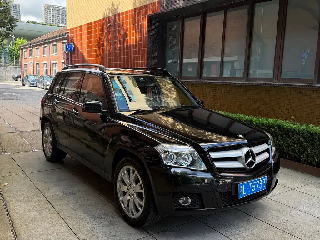 Mercedes-Benz GLK-Class (Import) — миниатюра 3