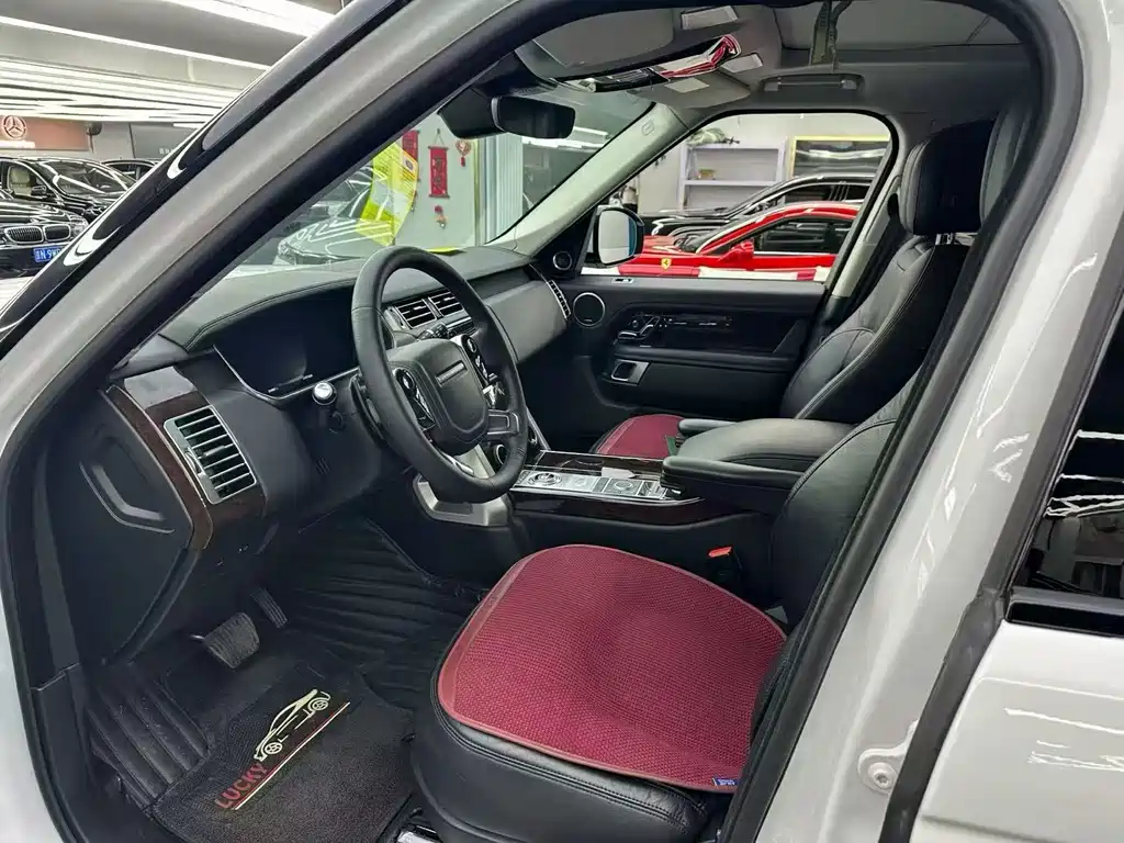 Land Rover Range Rover — миниатюра 6