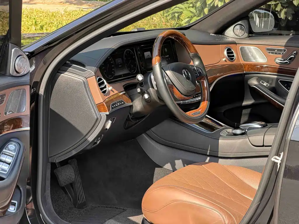 Mercedes-Benz S-Class — миниатюра 6