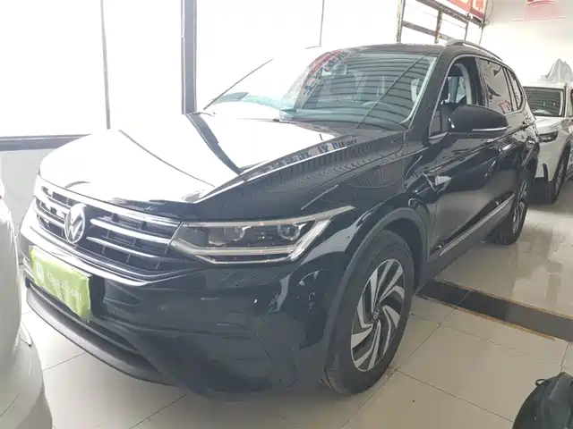 2025 Volkswagen Tiguan