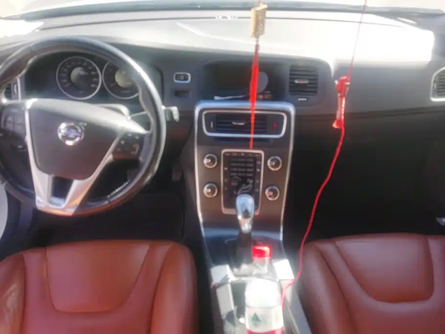 Volvo V60 — миниатюра 12
