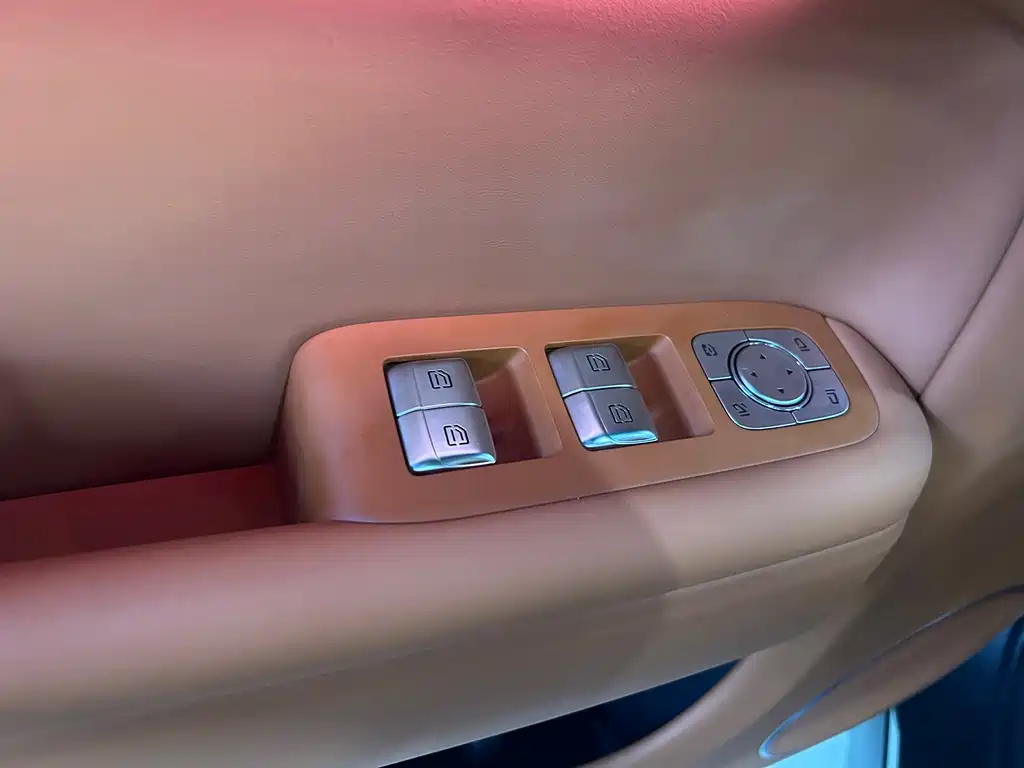 Li Auto Li L7 — миниатюра 17