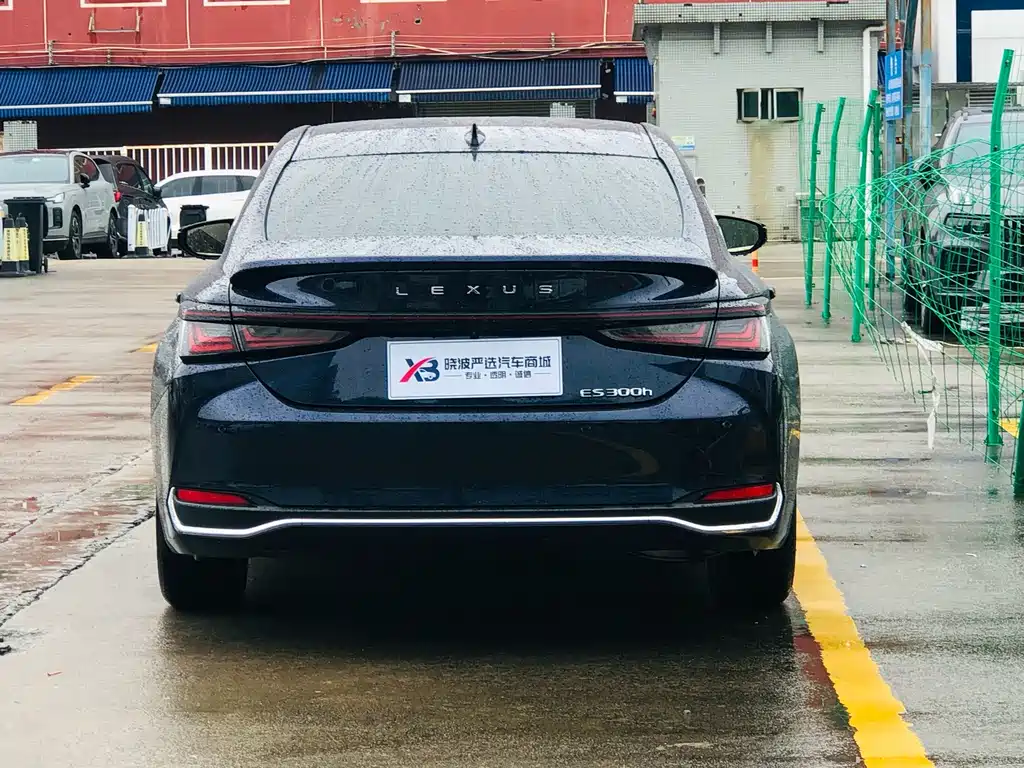 Lexus ES — миниатюра 5
