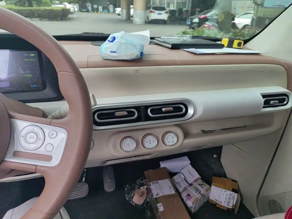 Wuling MINIEV — миниатюра 9