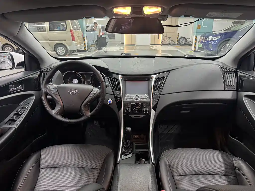Hyundai Sonata — миниатюра 4
