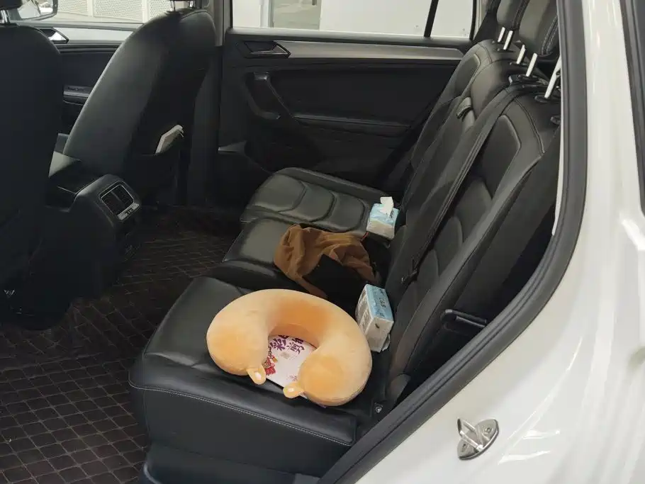 Volkswagen Tiguan L — миниатюра 11