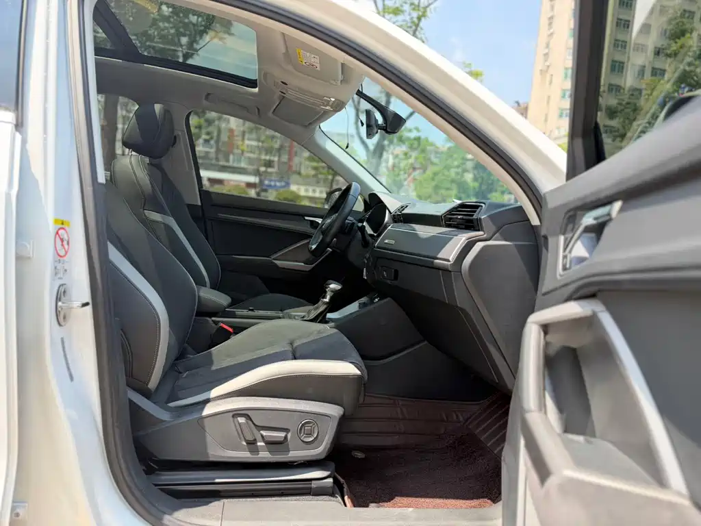 Audi Q3 — миниатюра 10