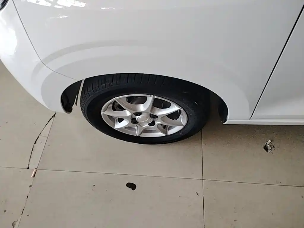 Roewe Clever — миниатюра 23